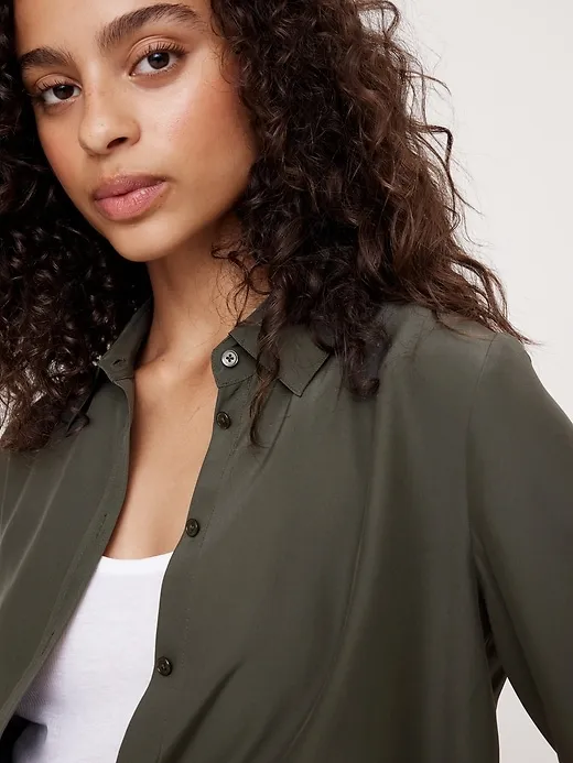 The Perfect Silk Shirt sold by Banana Republic product image thumbnail 3