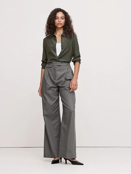 The Perfect Silk Shirt sold by Banana Republic product image thumbnail 5