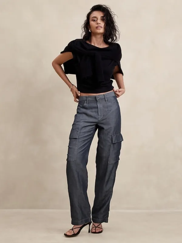 Mid-Rise Loose TENCEL™-Linen Cargo Pant sold by Banana Republic