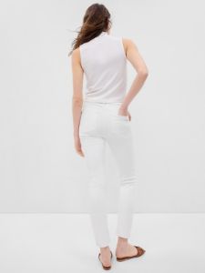Mid Rise Vintage Slim Jeans sold by GAP