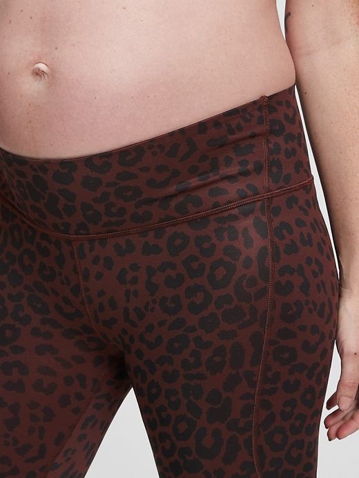Maternity Recycled Under Belly 7/8 Power Leggings sold by GAP product image thumbnail 3