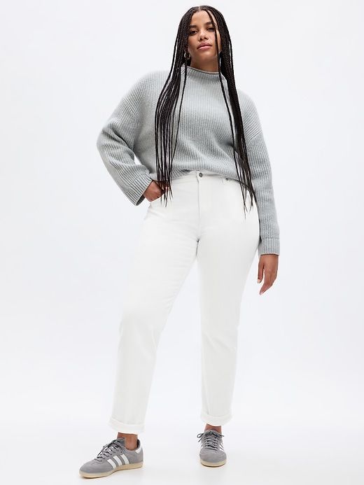 Mid Rise Girlfriend Jeans sold by GAP product image thumbnail 4