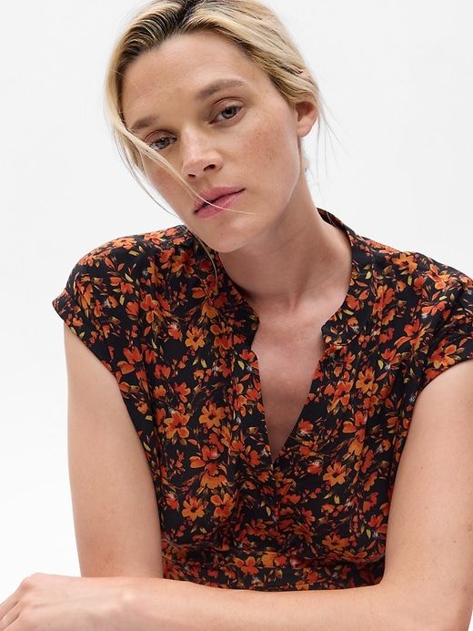 Maternity Button-Front Midi Dress sold by GAP product image thumbnail 4