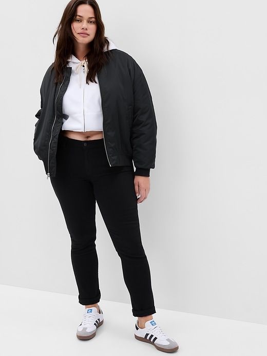 Mid Rise Classic Straight Jeans sold by GAP product image thumbnail 4