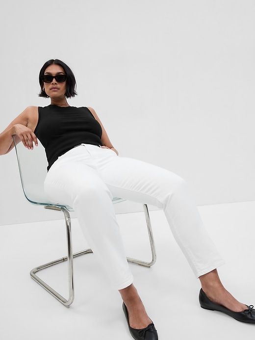 Mid Rise Girlfriend Jeans sold by GAP product image thumbnail 4