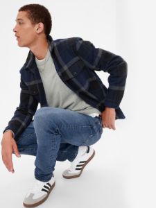 Skinny Jeans in GapFlex sold by GAP