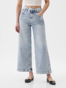 High Rise Stride Wide-Leg Ankle Jeans sold by GAP