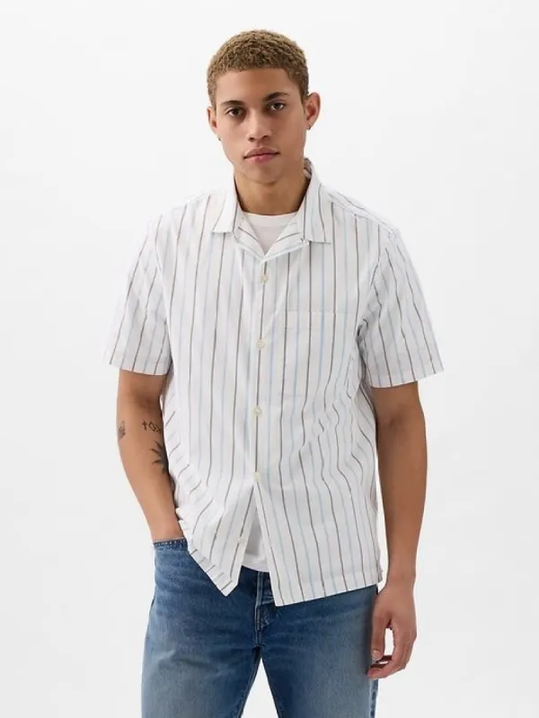 Resort Poplin Shirt in Standard Fit sold by GAP