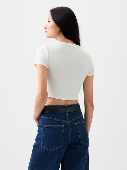 Modern Ultra Cropped T-Shirt sold by GAP product image thumbnail 2