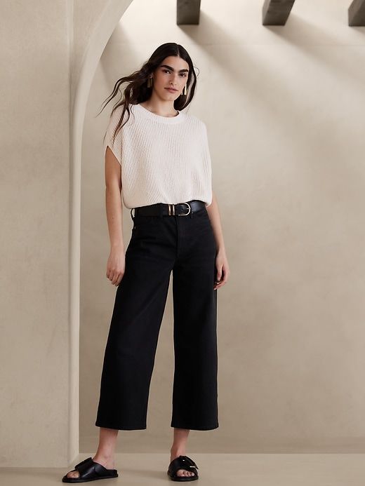 The Wide-Leg Crop Jean sold by Banana Republic