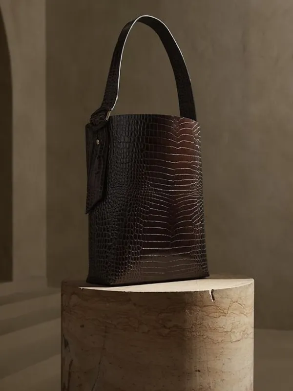 Vida Bag sold by GAP
