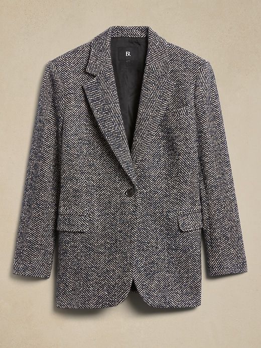 Olinda Oversized Italian Herringbone Blazer sold by Banana Republic product image thumbnail 4