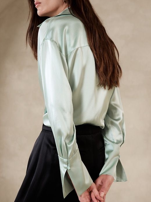 Bliss Silk Resort Shirt sold by Banana Republic product image thumbnail 3