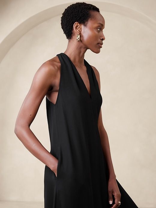 Juli Crepe Midi Dress sold by Banana Republic product image thumbnail 3