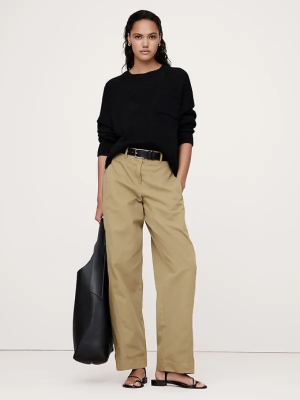 Mid-Rise Barrel-Leg Utility Pant sold by Banana Republic