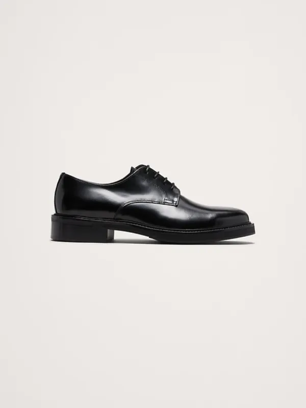 Italian Leather Derby Shoe sold by Banana Republic