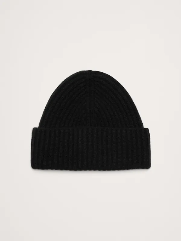 Signature Cashmere Beanie sold by Banana Republic