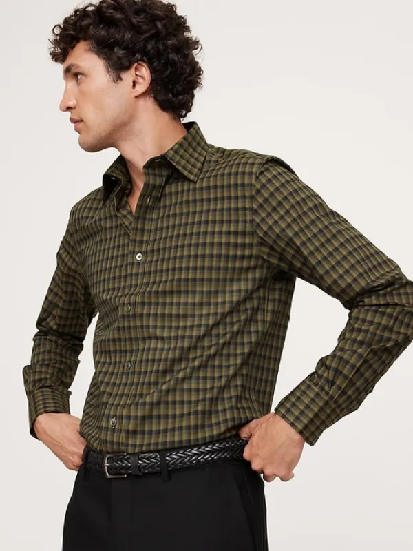 Standard Wrinkle-Resistant Dress Shirt sold by Banana Republic