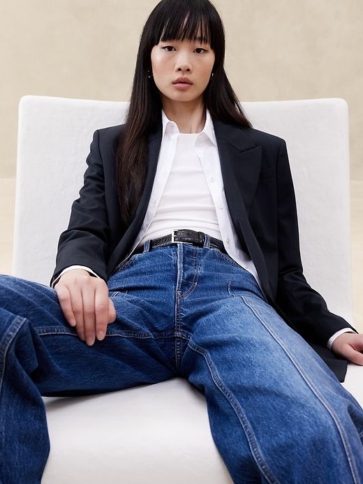 Siena Relaxed Italian Wool Blazer sold by Banana Republic product image thumbnail 3