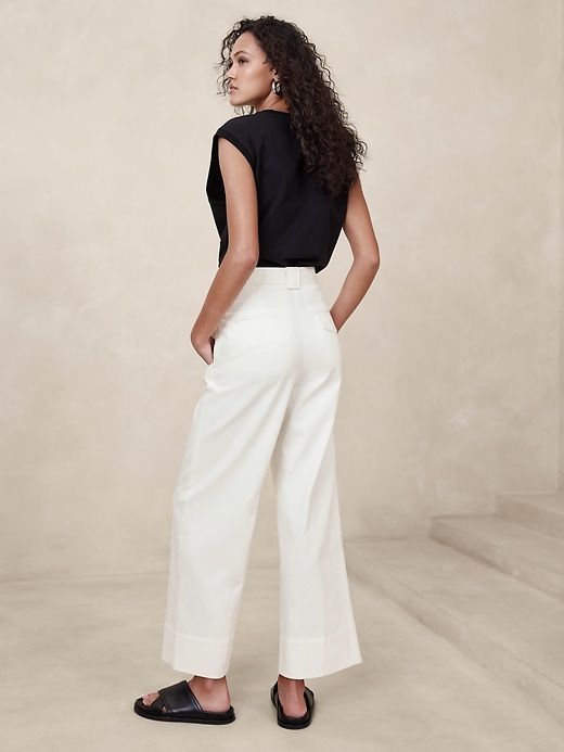 Oceanside Wide-Leg Cropped Pant sold by Banana Republic product image thumbnail 2