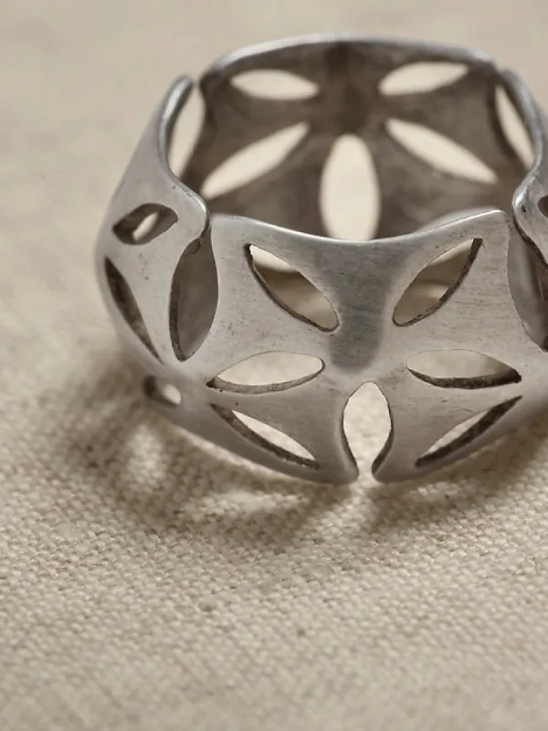 Alianza Ring | Marina Massone sold by Banana Republic