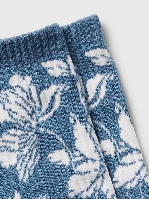 Crew Socks sold by GAP product image thumbnail 2