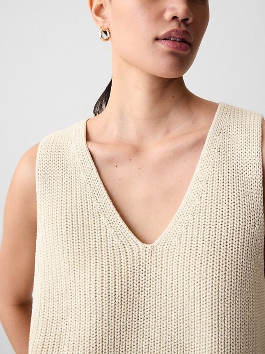 Relaxed Sweater Vest sold by GAP product image thumbnail 4