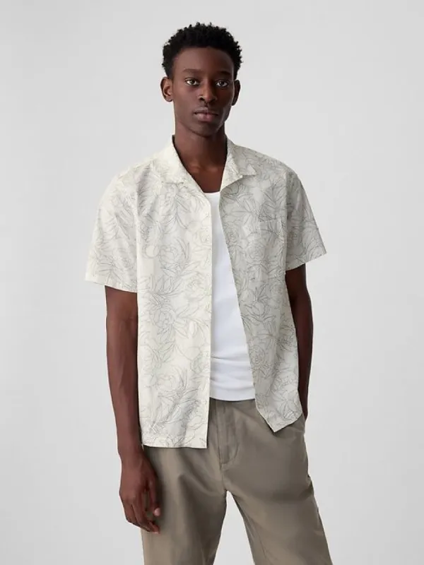 Resort Poplin Shirt in Standard Fit sold by GAP