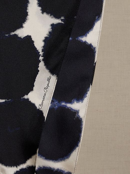 Signature Silk Neckerchief sold by Banana Republic product image thumbnail 2
