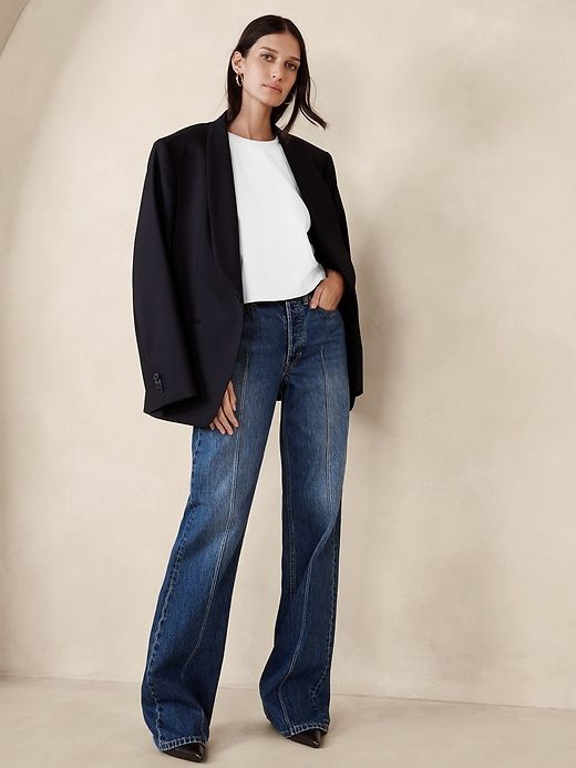 Heavy Cotton Boxy Crop T-Shirt sold by Banana Republic product image thumbnail 3