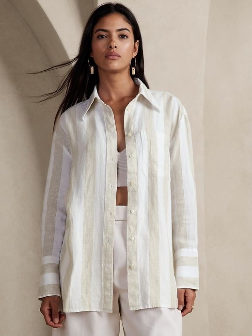 The Oversized Linen Shirt sold by Banana Republic product image thumbnail 4