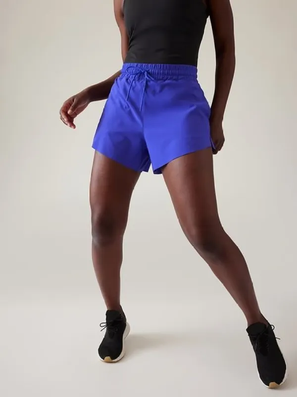 Crossroads Short sold by GAP