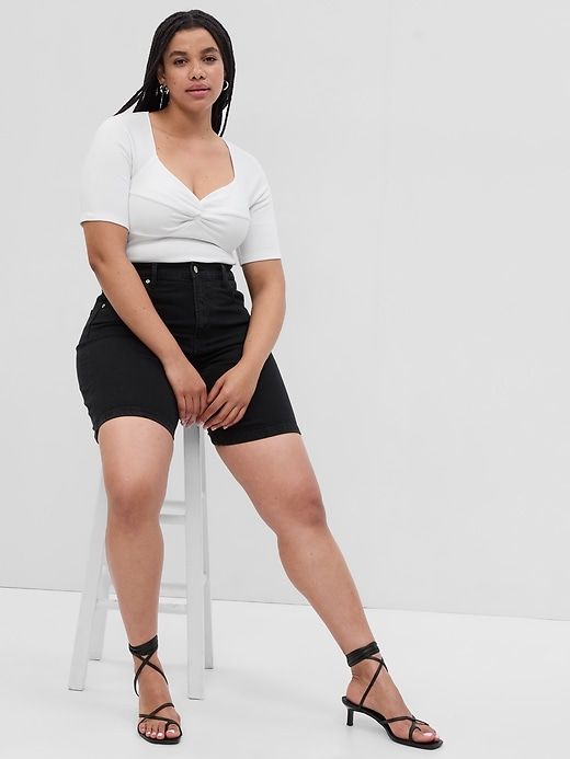 Modern Twist-Front Sweetheart T-Shirt sold by GAP product image thumbnail 5