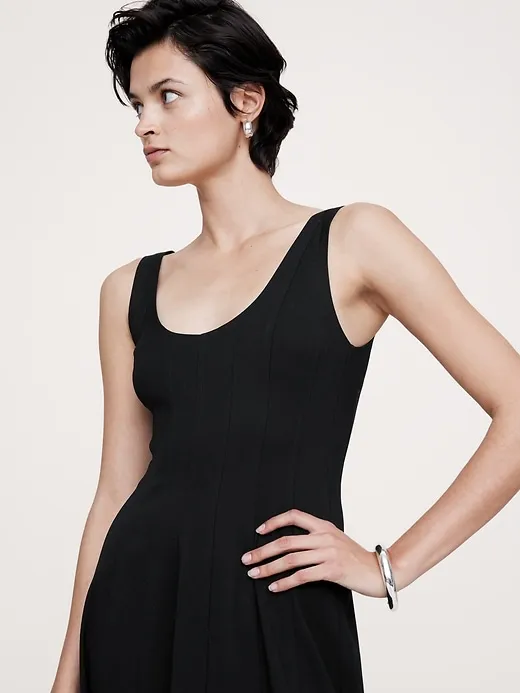 Crepe Scoop-Neck Midi Dress sold by Banana Republic product image thumbnail 3