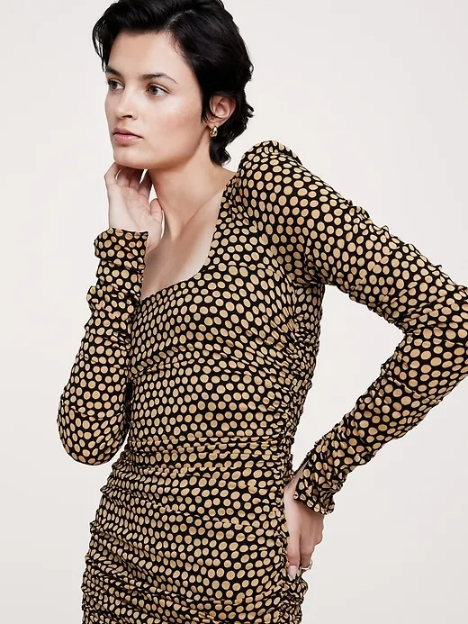 Crepe Ruched Midi Dress sold by Banana Republic product image thumbnail 3