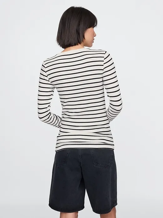 Modern Crewneck T-Shirt sold by GAP product image thumbnail 2