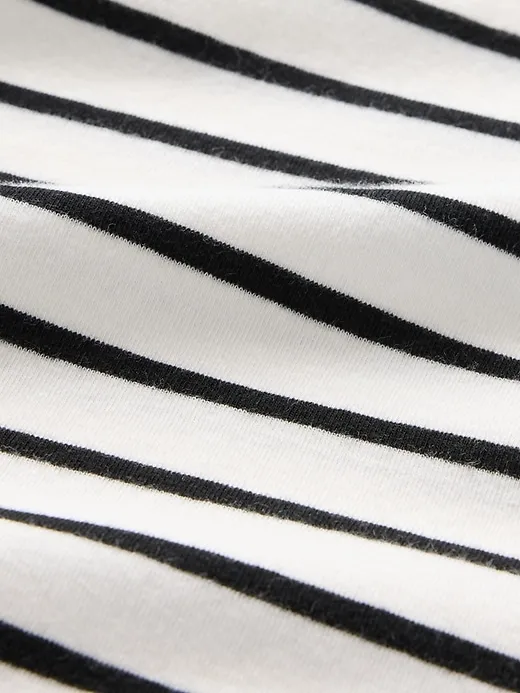 Modern Crewneck T-Shirt sold by GAP product image thumbnail 4