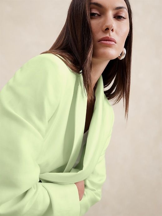 Hourglass Italian Viscose-Linen Blazer sold by Banana Republic product image thumbnail 3