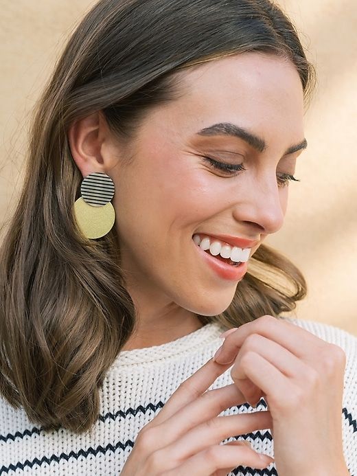 Gold Tuxedo Stripe Circle Earrings sold by GAP product image thumbnail 2