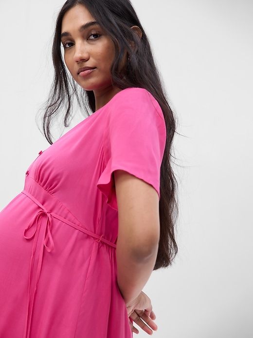 Maternity Tie-Waist Dress sold by GAP product image thumbnail 4