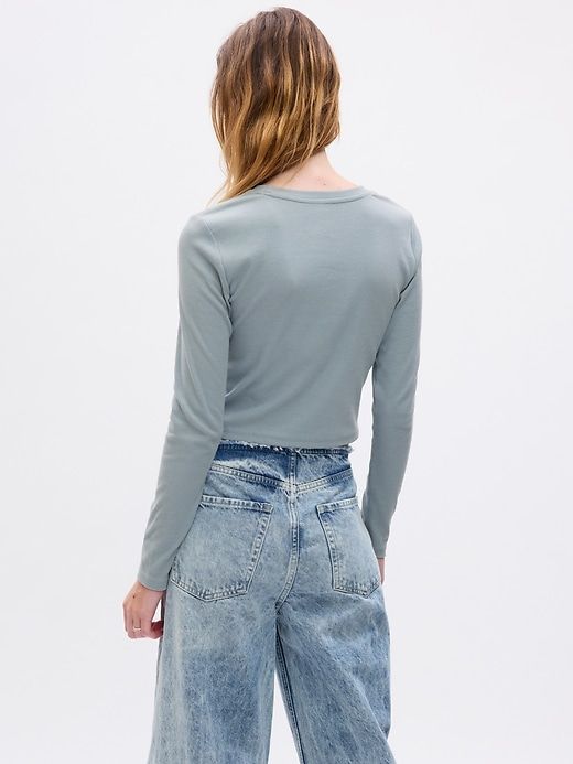 Cropped Rib T-Shirt sold by GAP product image thumbnail 4