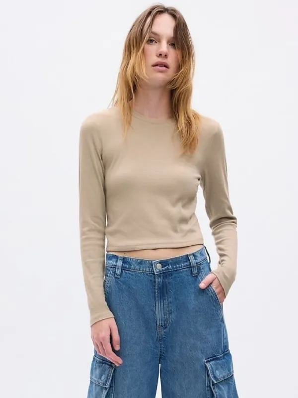 Cropped Rib T-Shirt sold by GAP