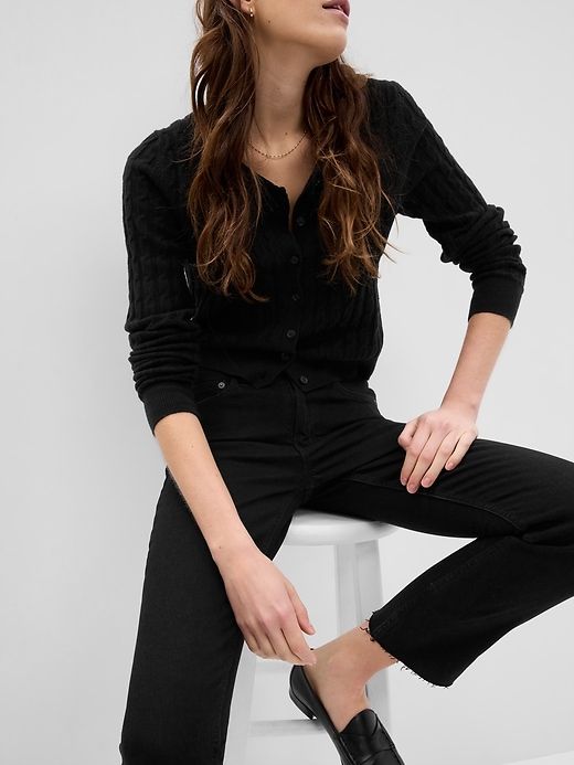 Mid Rise Vintage Slim Jeans sold by GAP product image thumbnail 3