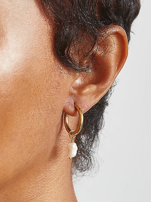 Gold Single Pearl Huggie Earrings sold by GAP product image thumbnail 2