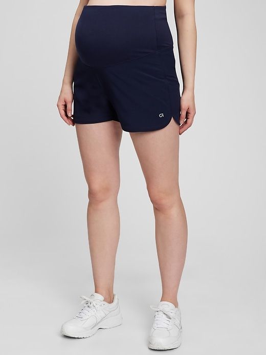 GapFit Maternity Full Panel 3.5" Running Shorts sold by GAP product image thumbnail 4