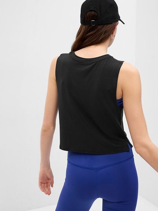 GapFit Breathe Cropped Muscle Tank Top sold by GAP product image thumbnail 2