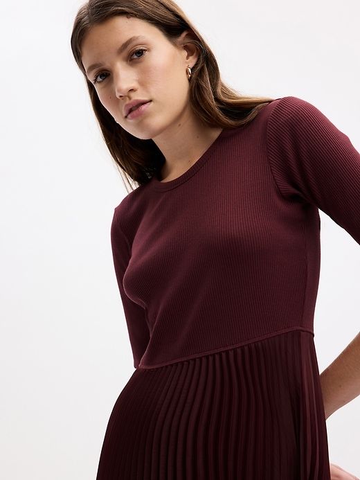 Satin Pleated Midi Dress sold by GAP product image thumbnail 3