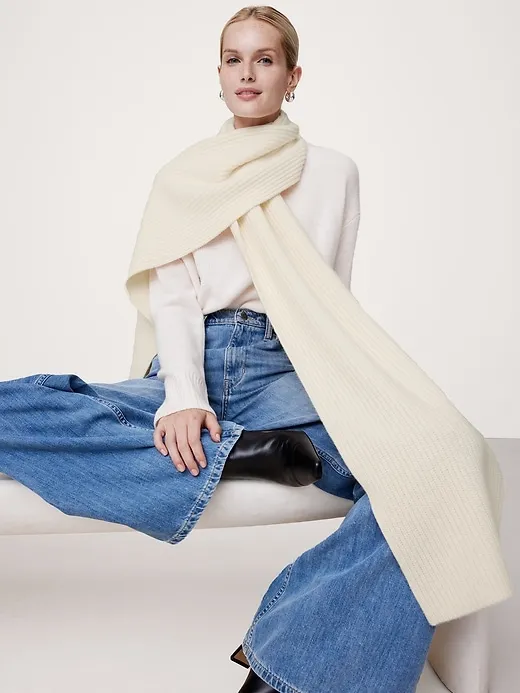 Signature Cashmere Scarf sold by Banana Republic product image thumbnail 2