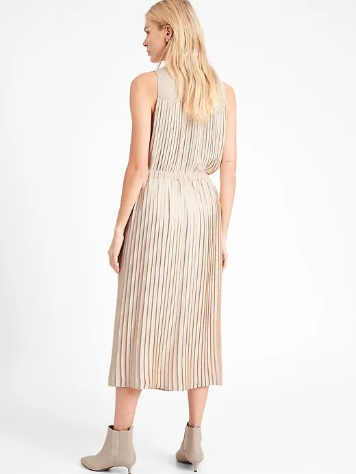 Snake Print Pleated Midi Skirt sold by Banana Republic product image thumbnail 2