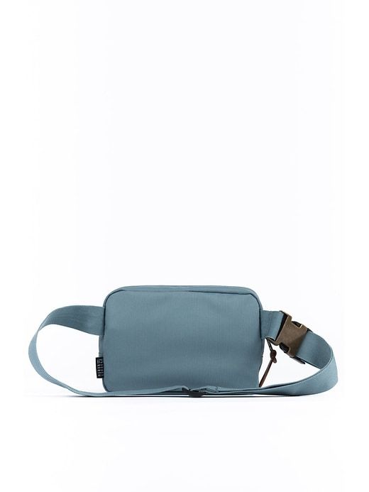 Product of the North Hip Pack sold by GAP product image thumbnail 5